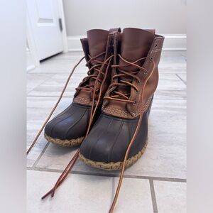 Women’s L.L. Bean Boots 8” Insulated